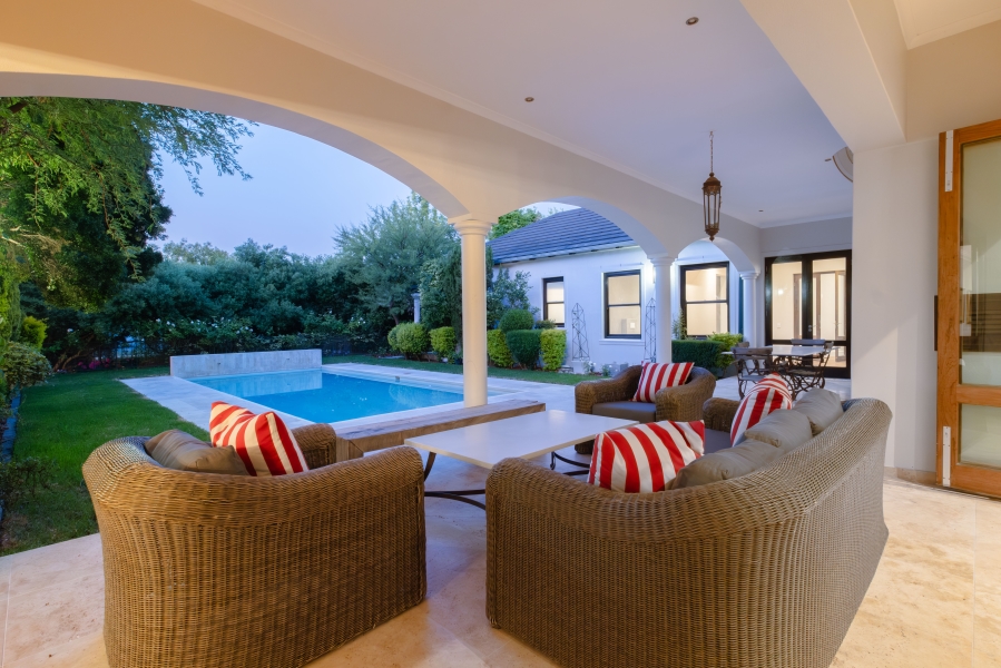 7 Bedroom Property for Sale in Val De Vie Estate Western Cape